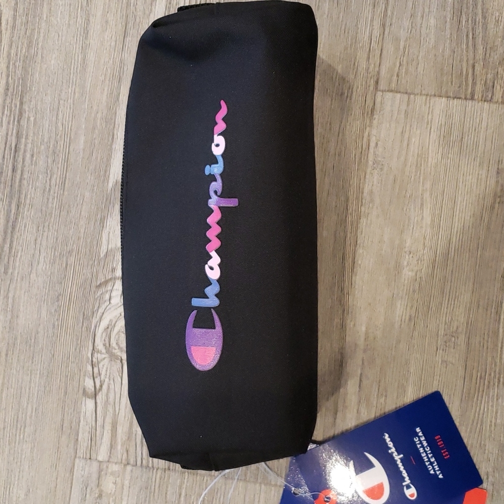 🚨 Black Champion Cosmetic Bag, nwt